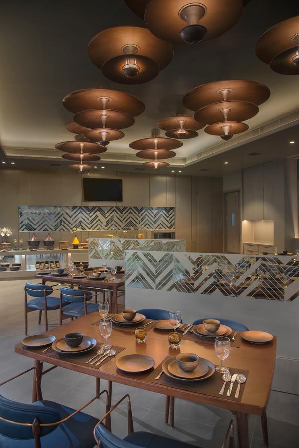 Kabir Hotel & Spa Vadodara Eksteriør billede