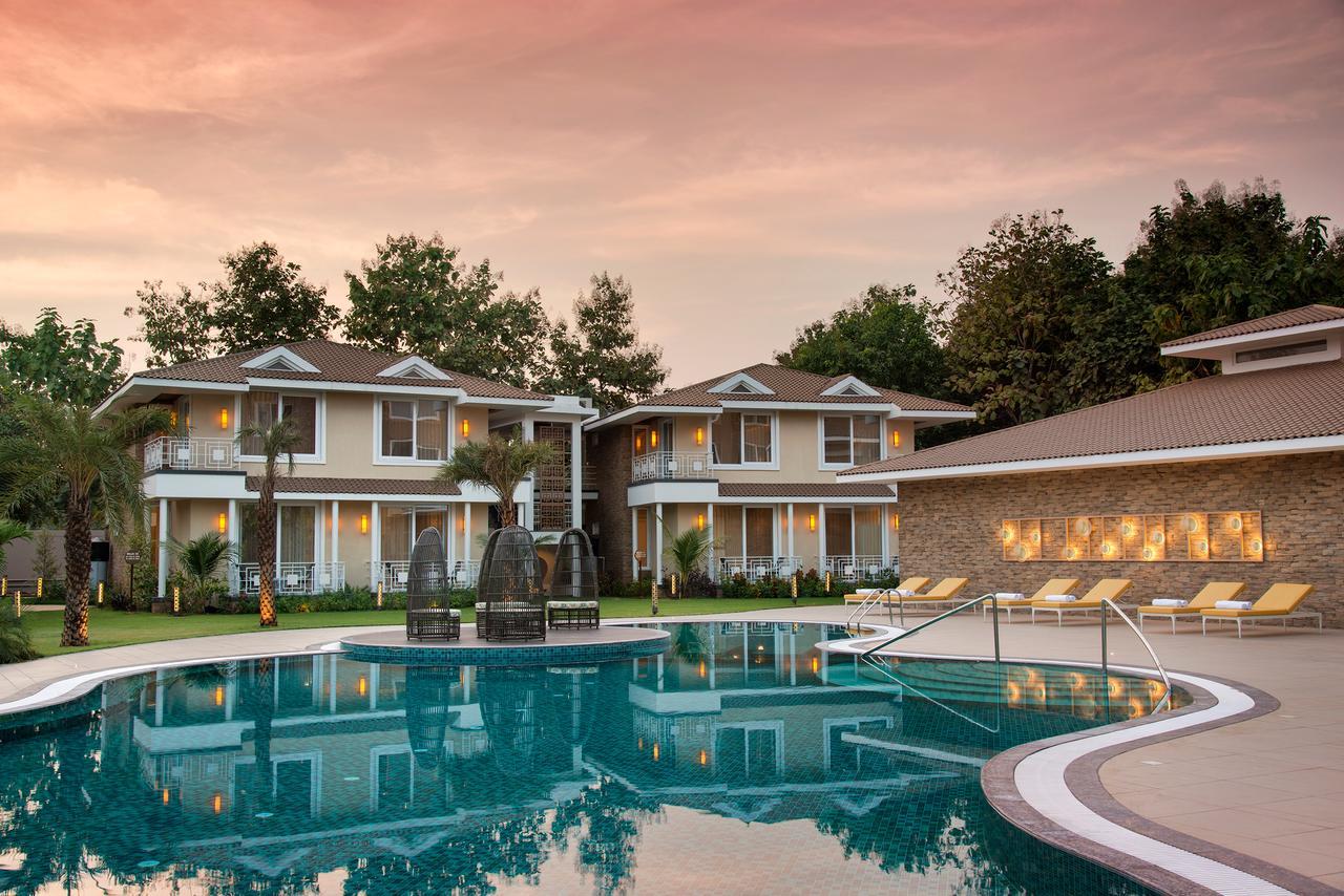 Kabir Hotel & Spa Vadodara Eksteriør billede